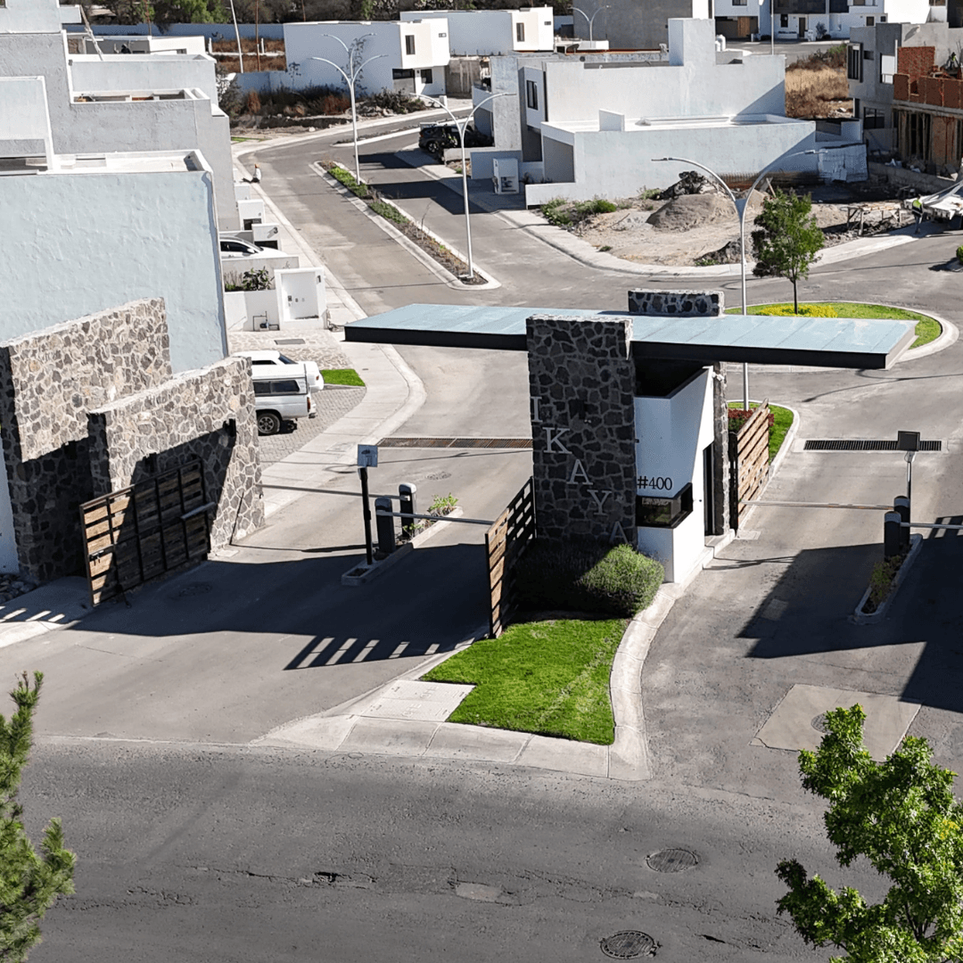 Terreno Residencial Ikaya, Zizänä
